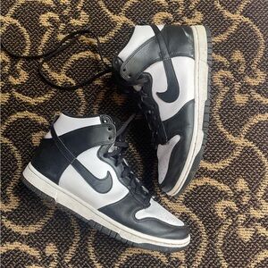 Men’s/Women’s Nike Dunk